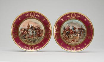 356. A pair of dessert plates, ca 1900.