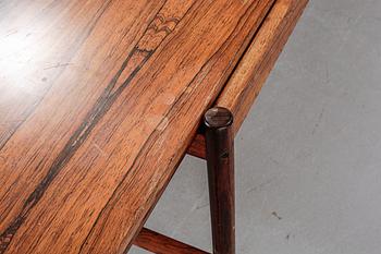 TORBJØRN AFDAL, A coffee table, model "Sari", 1960s.