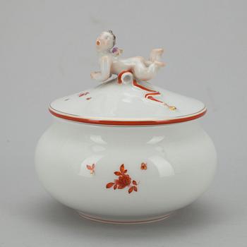 SKÅL MED LOCK, porslin, Meissen 1934-1972.