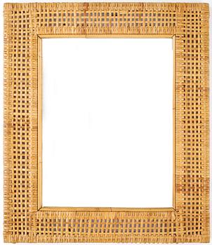 BYRÅ samt SPEGEL, Kolonial stil, omkr 1900-talets mitt.