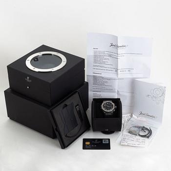 Hublot, Big Bang Ice, chronograph, wristwatch, 44 mm.