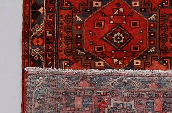 MATTA, Hamadan, ca 291 x 110 cm.