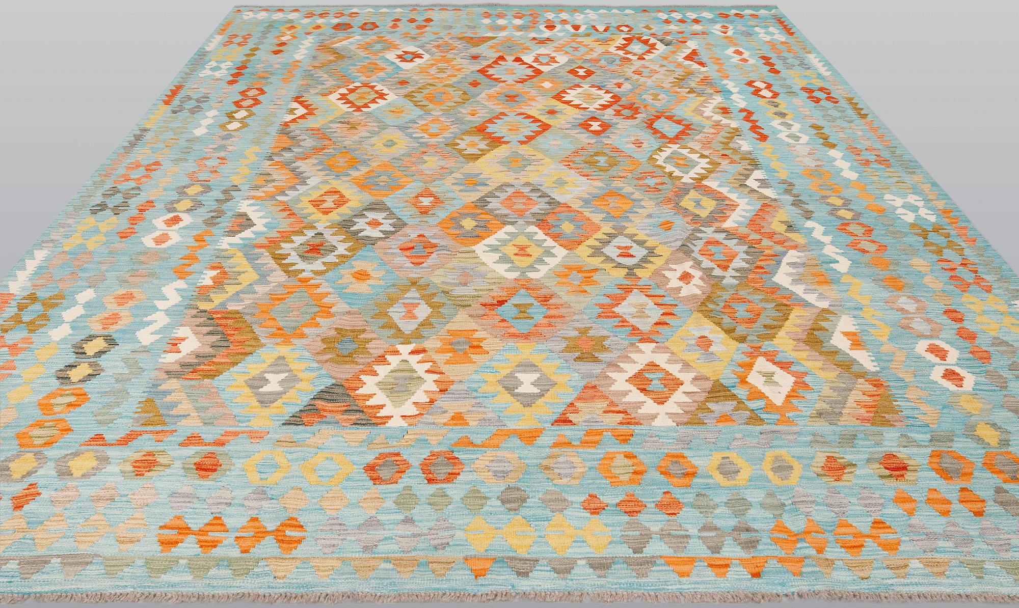 Matta, Kelim, ca 345 x 250 cm.