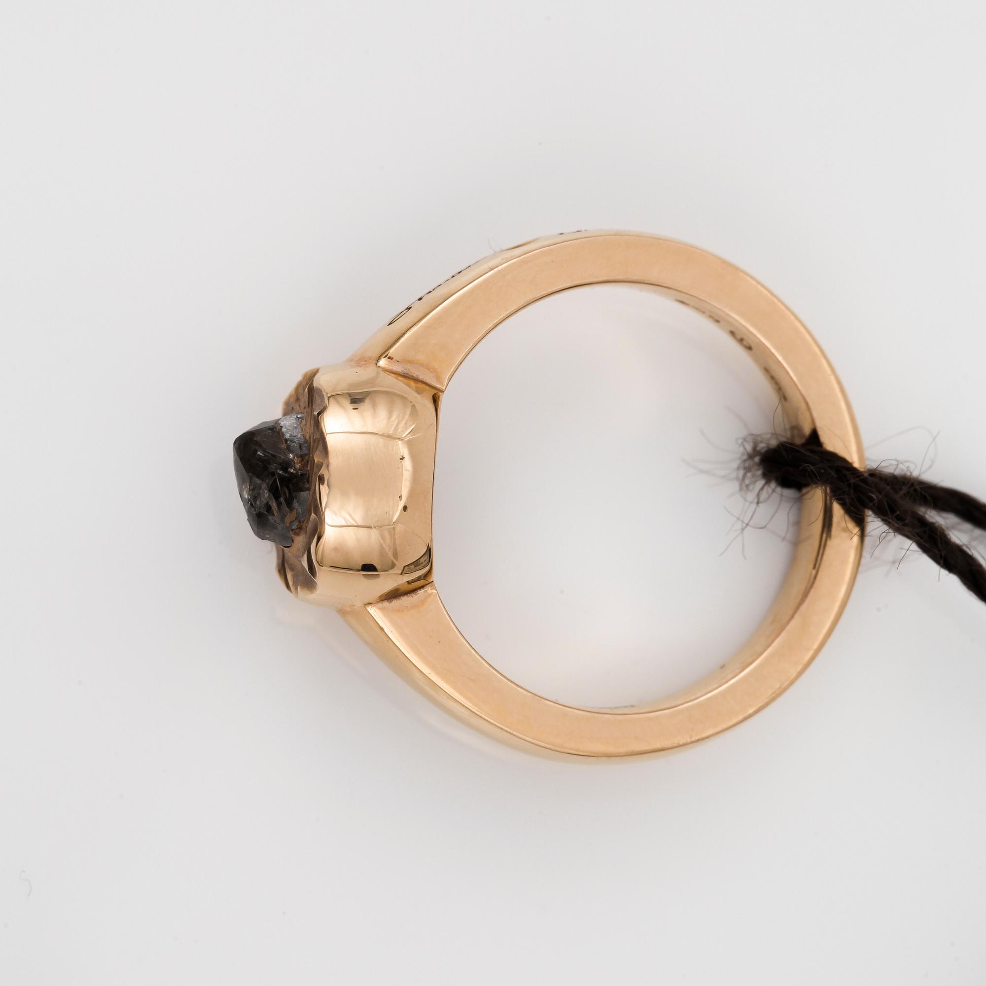 RING, Damiani och Sharon Stone kollektion "Maji", Italien. Rosa guld med en oslipad diamant.