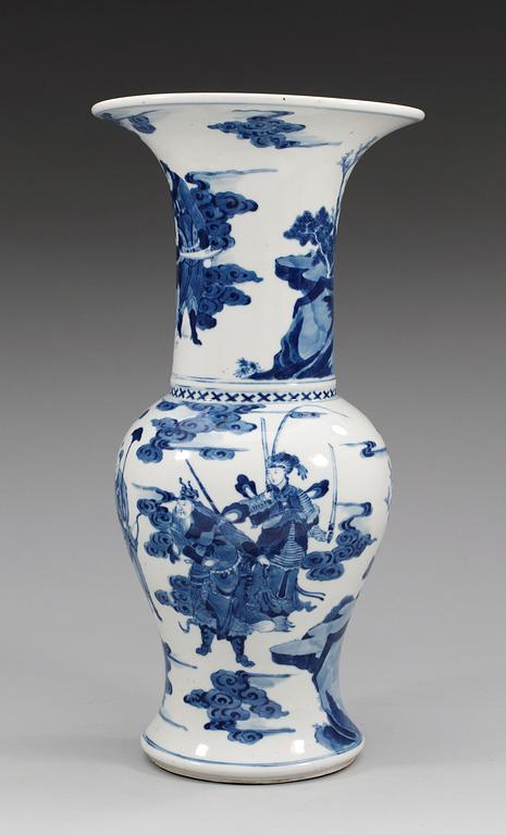 A blue and white Kangxi style vase, late Qing dynasty (1644-1912).