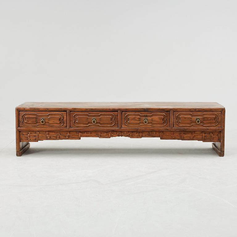 SIDEBOARD, Kina, 1800-talets mitt.