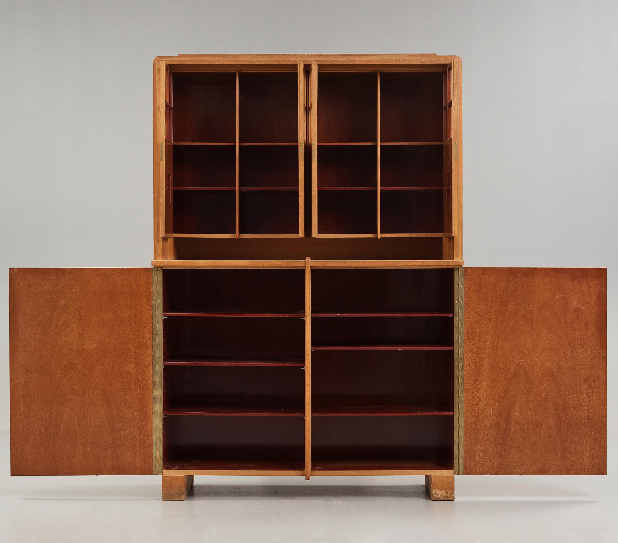 Alfred Grenander, an Art Nouveau oak cabinet, Germany ca 1909.