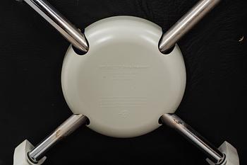 STOLAR, 6 st. "Sjuan". Arne Jacobsen för Fritz Hansen.
