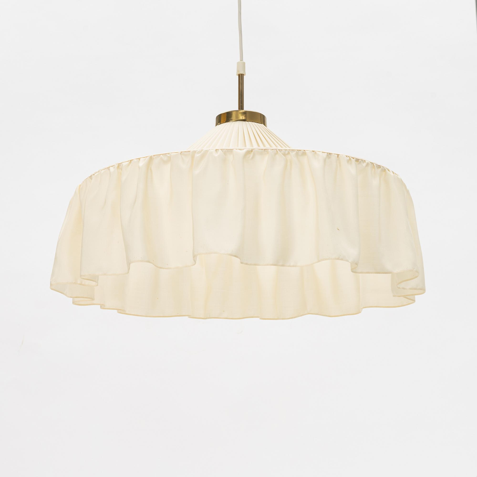 Josef Frank, taklampa, modell 2560, Firma Svenskt Tenn.