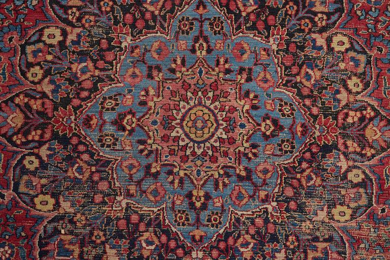 Matta, Antik Khorasan, ca 373 x 270 cm.