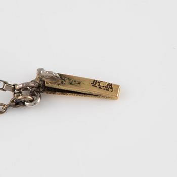 Armband, 18K guld med pärlor.