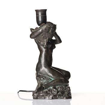 Alice Nordin, bordslampa, brons, Herman Bergman Konstgjuteri, Stockholm, signerad och daterad 1908.