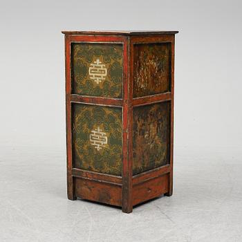A Chinese wooden cabinet, 20th century.