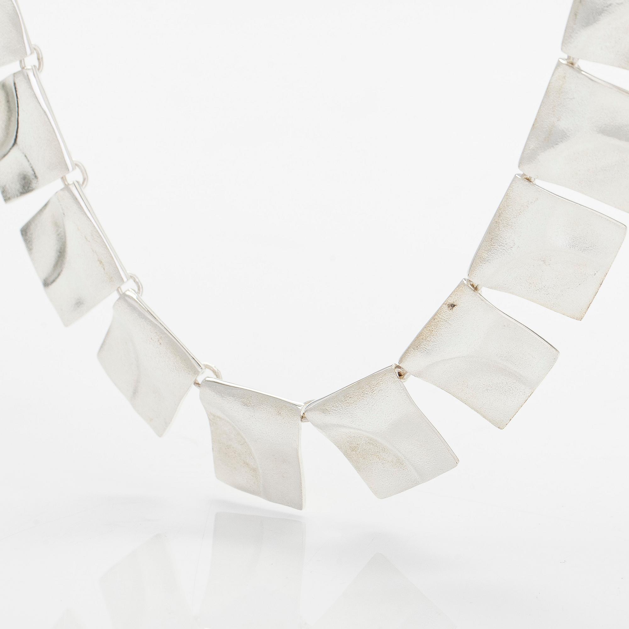 Björn Weckström, Collier, "Galaktiska toppar", sterlingsilver. Lapponia 2001.