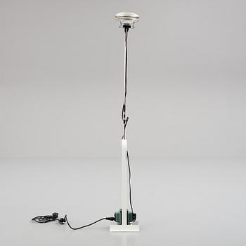 Achille & Pier Giacomo Castiglioni, golvlampa, "Toio", Flos.