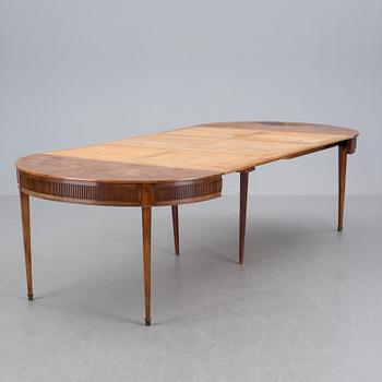 MATBORD, 5 delar, gustaviansk stil. 1900-tal.