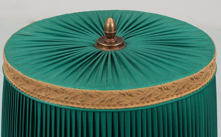 BORDSLAMPA,  Louis XVI-stil, 1900-tal.