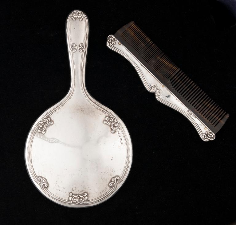 TOILETTISETTI, 6 osaa, hopeaa, Birmingham, 1918-1919.