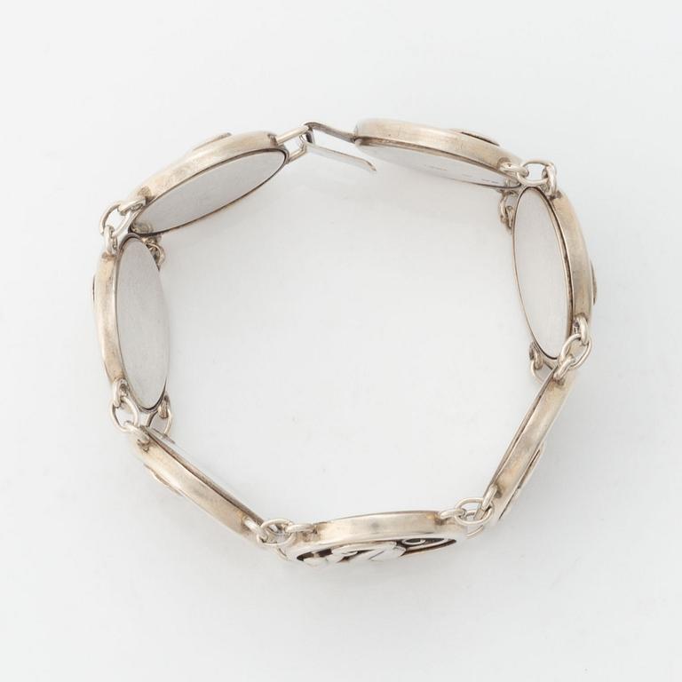 Silver bracelet, Peterson Guldsmed Sten, Helsingborg.