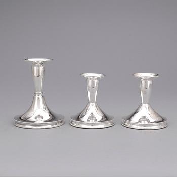LJUSSTAKAR, 3 st, 2+1, silver, TESI, Göteborg, 1979 respektive 1985.