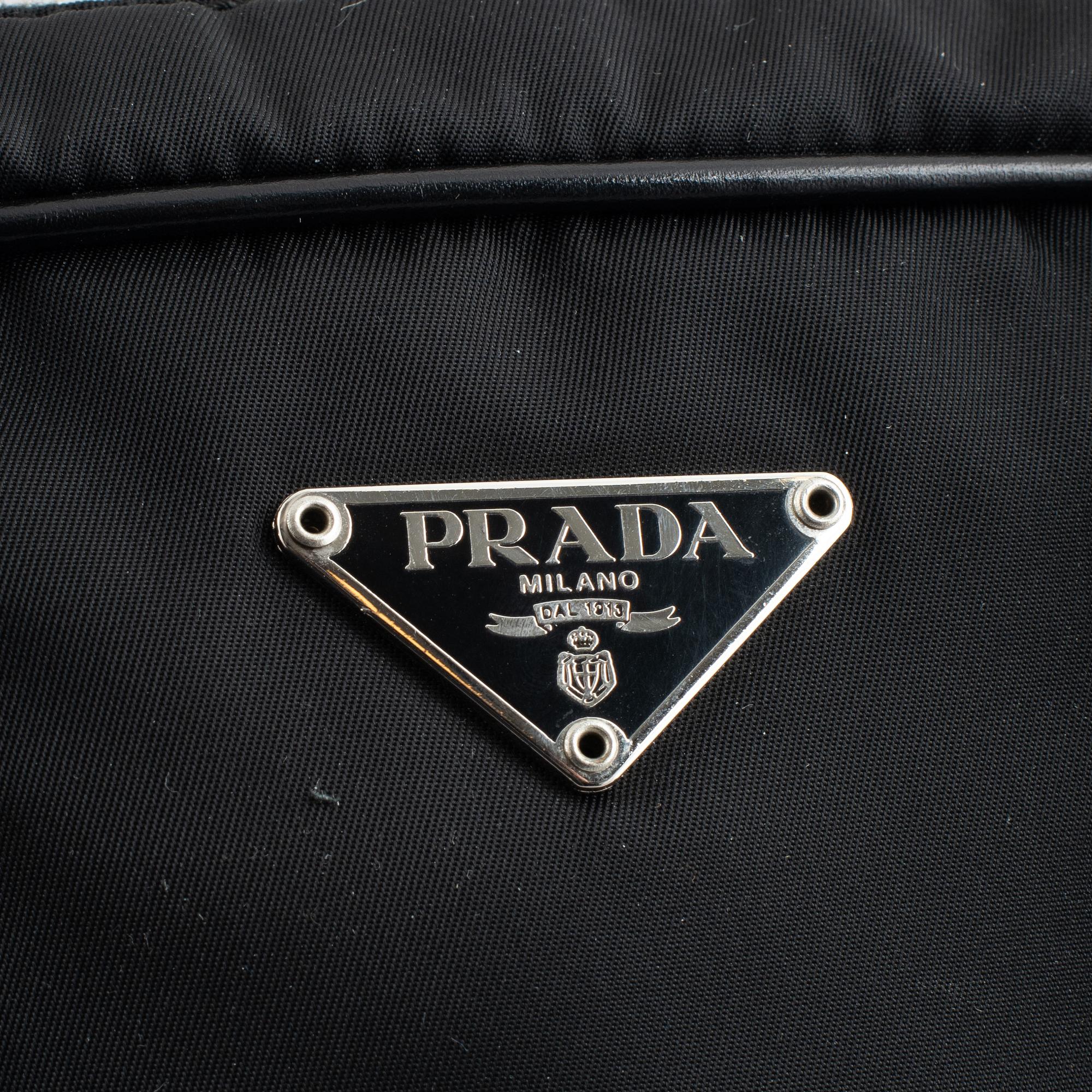 Prada, väska, 2001.