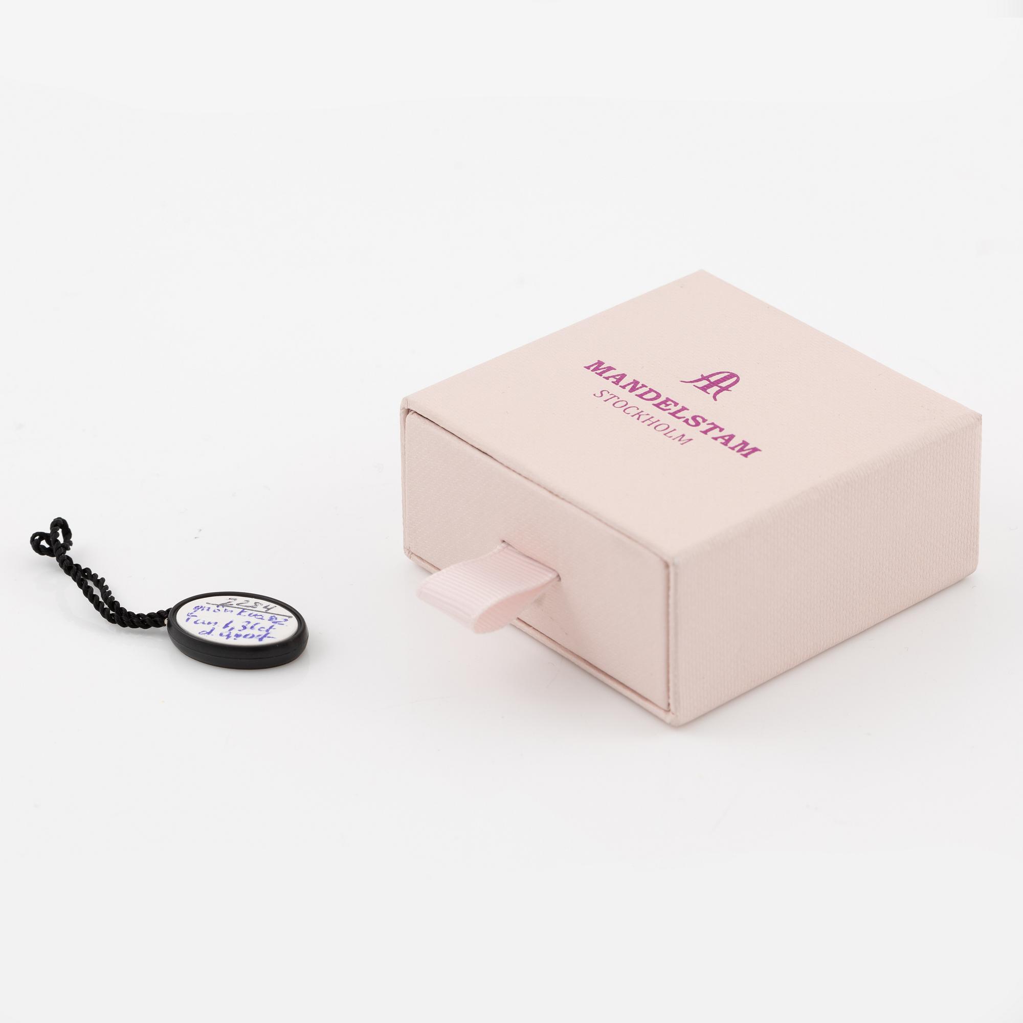 Earrings, Mandelstam, 18K gold with briolette-cut green quartz, green tourmalines, and brilliant-cut diamonds.