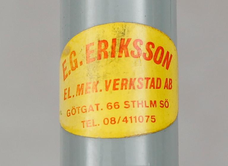 INDUSTRILAMPA, metall, PeFeGe, 1900-talets mitt.