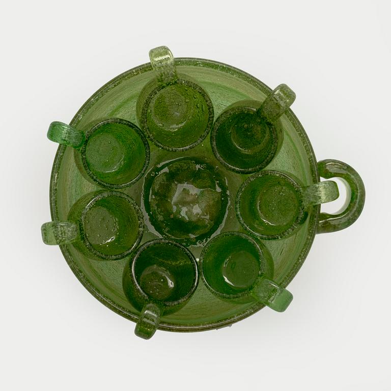 Oiva Toikka, boolimalja ja 7 lasia, "Iglu", signeerattu Oiva Toikka NNuutajärvi Notsjö, 1973-75.