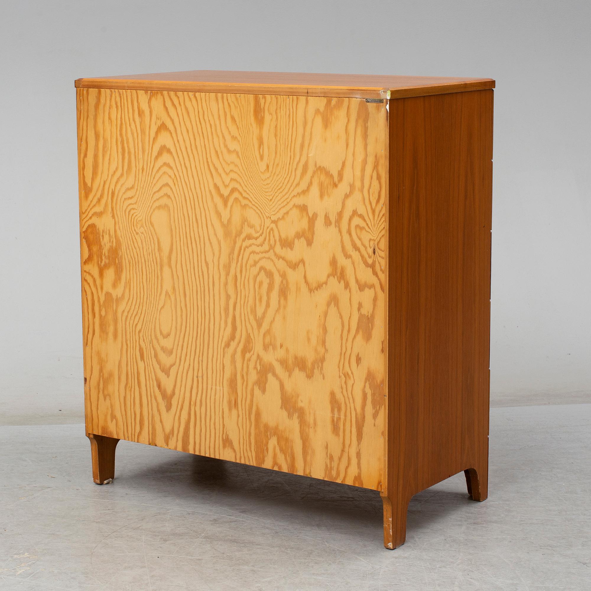 A Carl Malmsten 'Vidar' chest of drawers.
