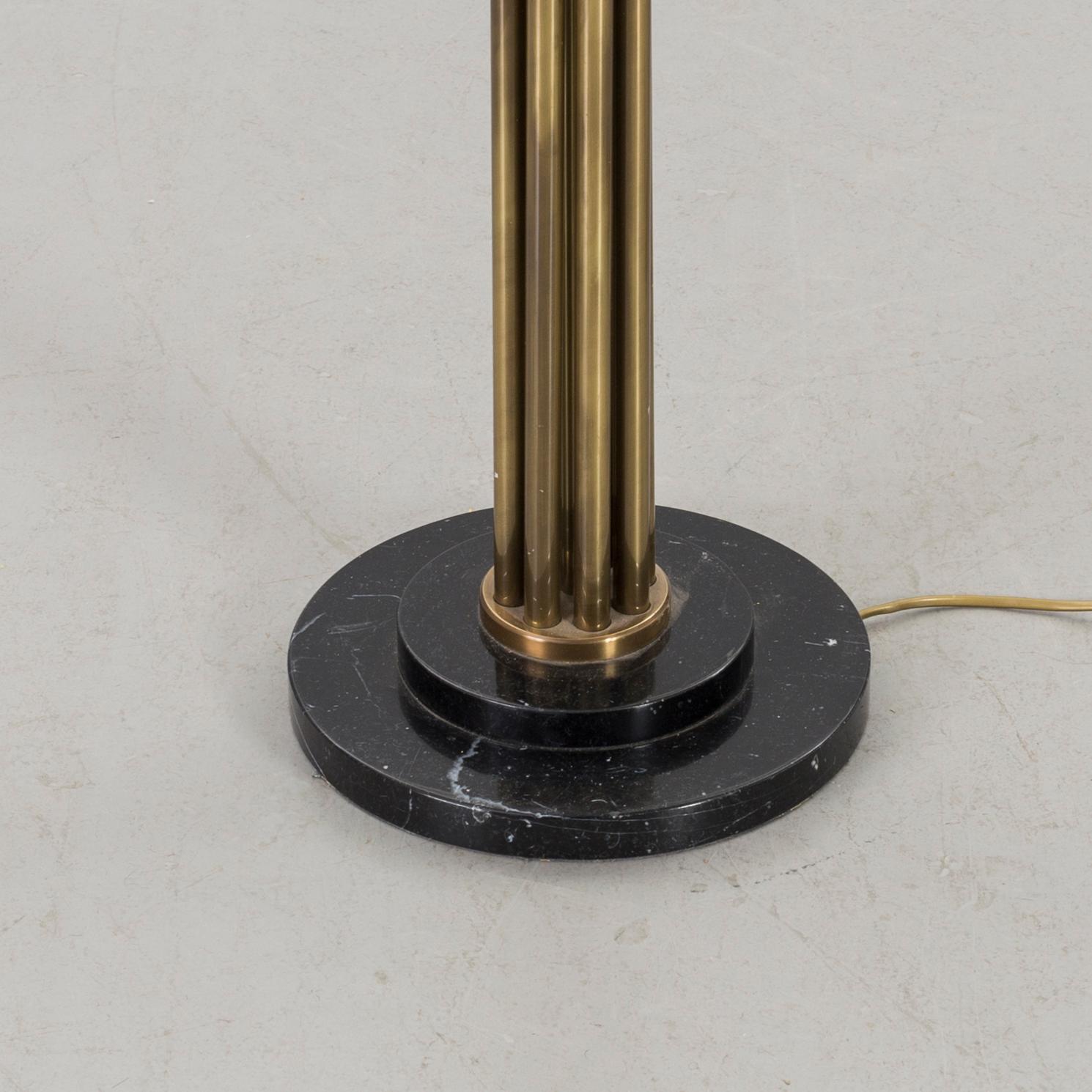 UPLIGHT/GOLVLAMPA, 1900-talets slut.