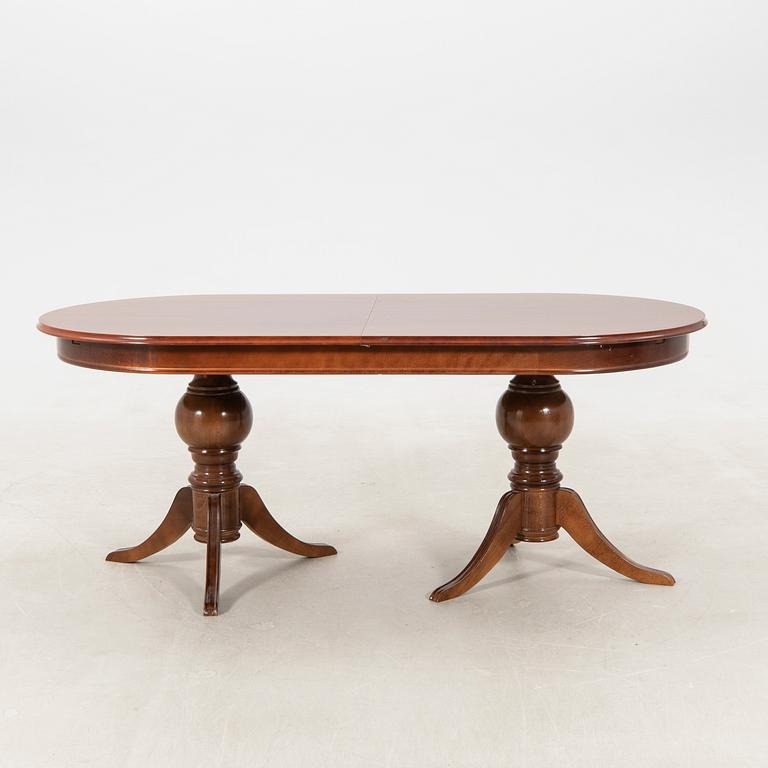 Dining table, late 20th century.