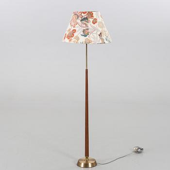 GOLVLAMPA, EM, Eskilstuna, märkt, 1900-talets mitt.