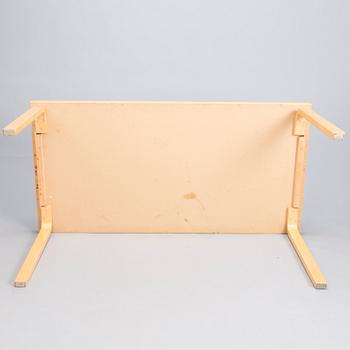 ALVAR AALTO, a late 20th century  '81A', table for Artek.