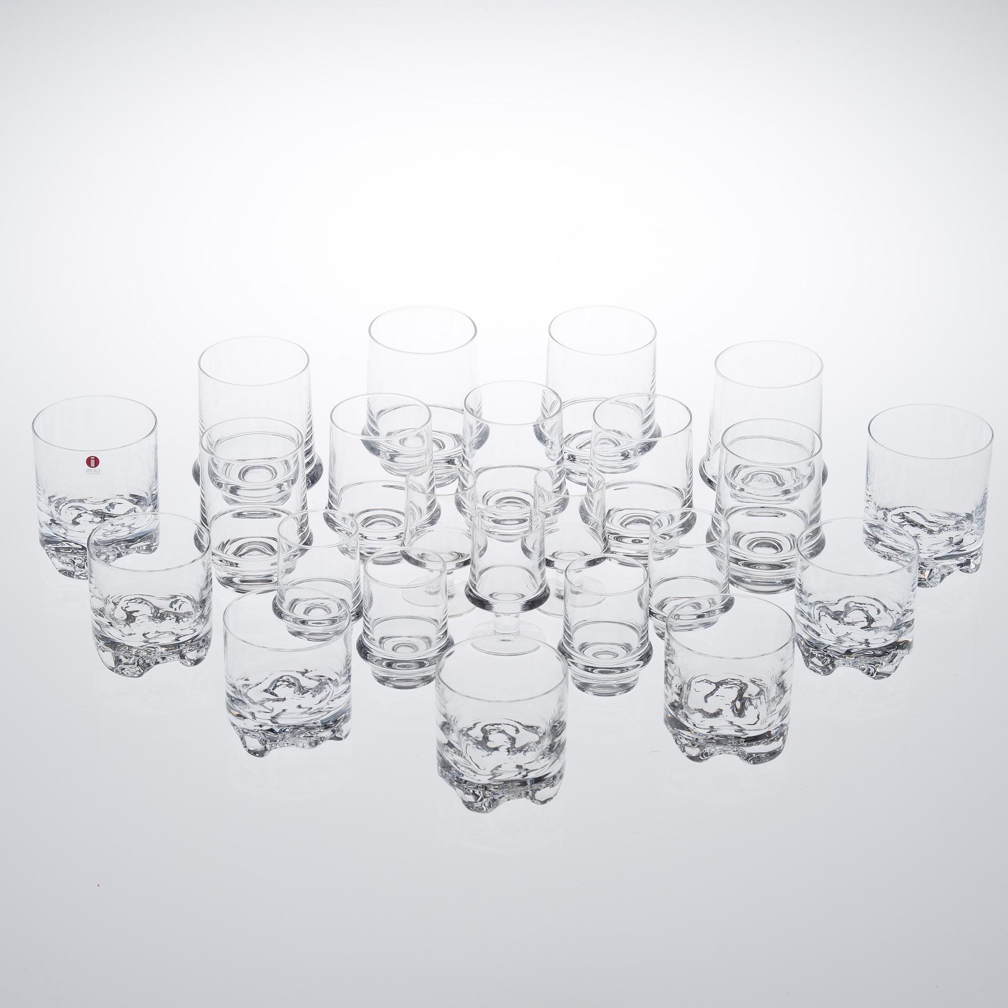 TAPIO WIRKKALA, GLASSERVISDELAR, "Gaissa" 7 st, och "Milano/Marski" 16 st. Iittala.