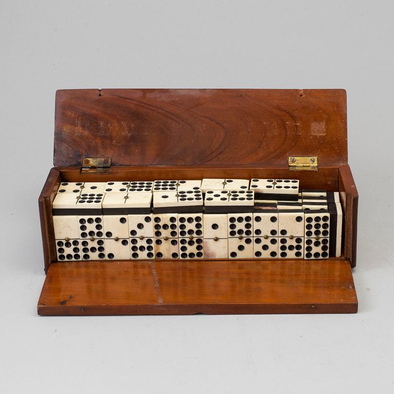 A mid 20th century domino game.