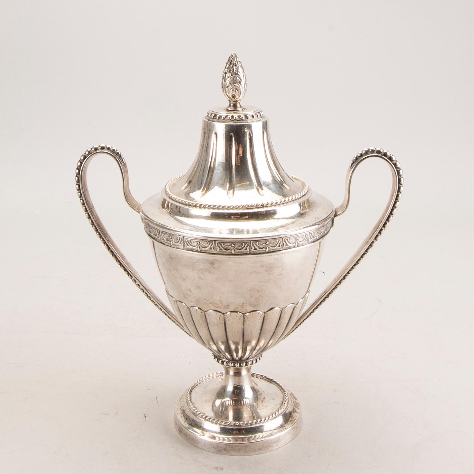 A Swedish 18th century silver suger bowl mark of A Hallberg Kristianstad 1795 weight 798 gr.