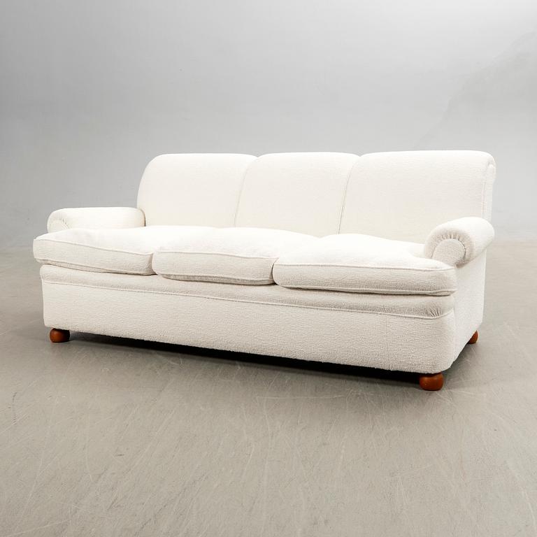 Josef Frank, Sofa, model 703, Svenskt Tenn.