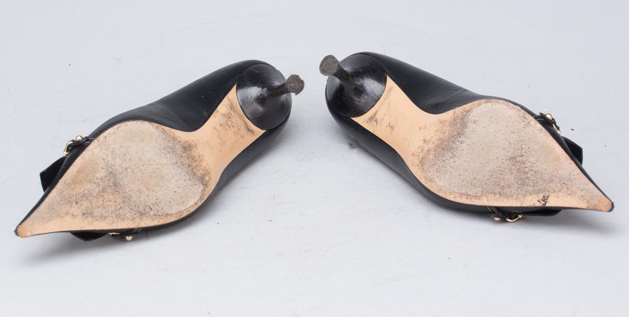 SKOR SAMT VÄSKA, Gucci.