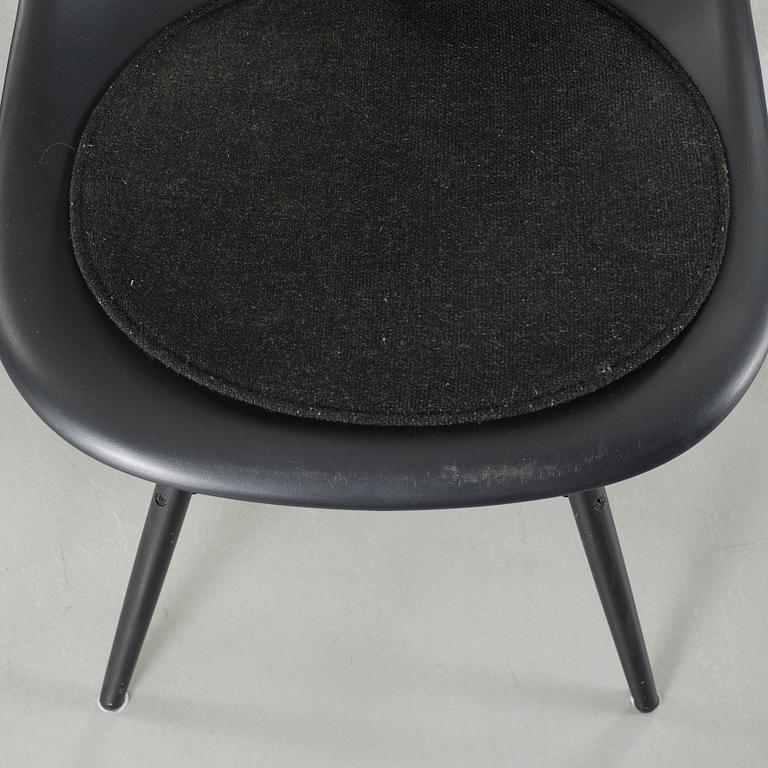 CHARLES & RAY EAMES, stolar, 6 st, Vitra, 2013.