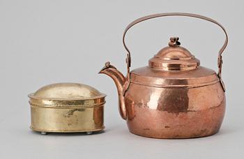 KAFFEKANNA OCH SKRIN, troligen 1800-tal.