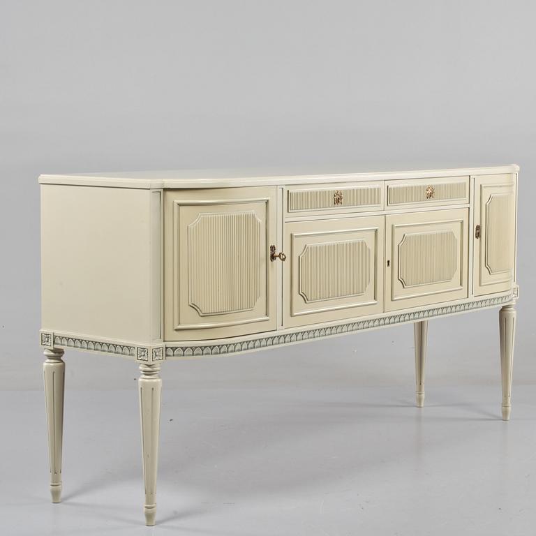 SIDEBOARD, gustaviansk stil, 1900-talets mitt.