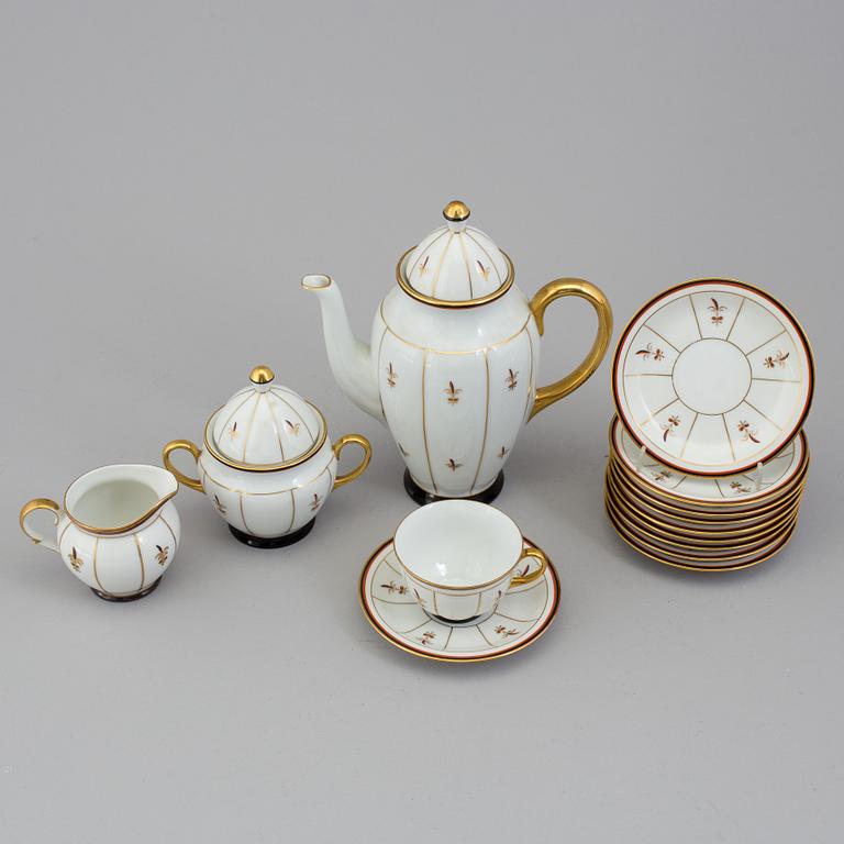 A 13 piece Einar Forseth porcelain coffee service from Lidköpings porslinsfabrik made for Nordiska Kompaniet (NK)1920´s.