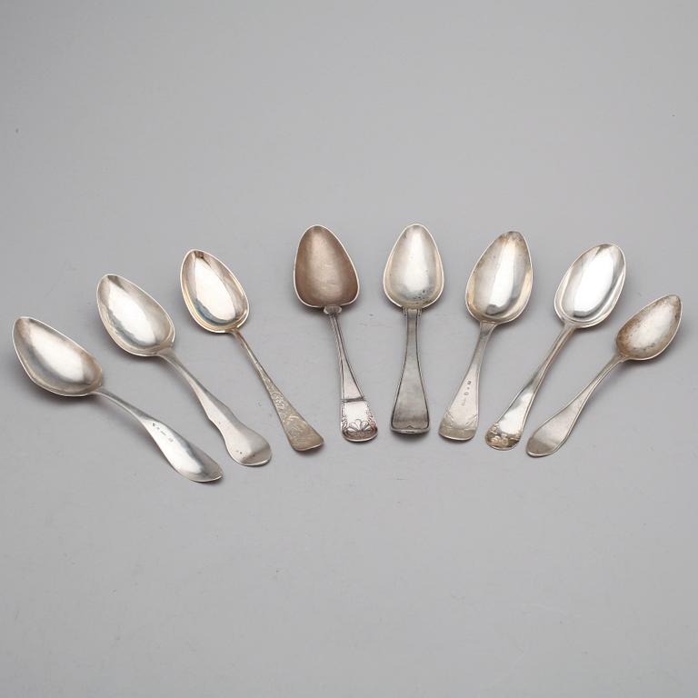 MATSKEDAR, 17 st, silver, bland annat Johan Lindbom, Visby, 1779. 1700-, 1800- samt 1900-tal. Total vikt ca 755 gram.