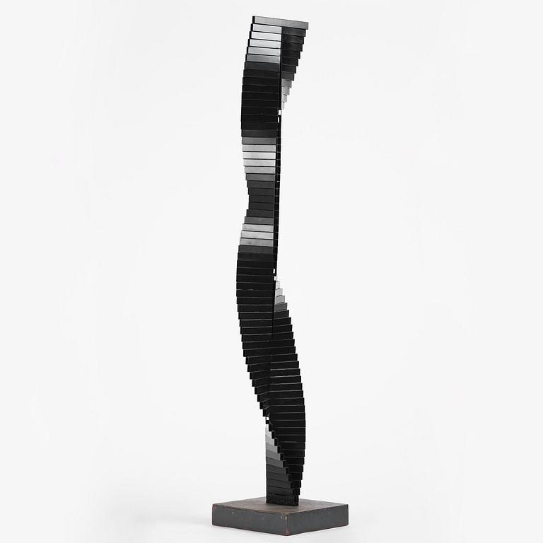 Arne Jones, "Yin-Yang II 1/2".