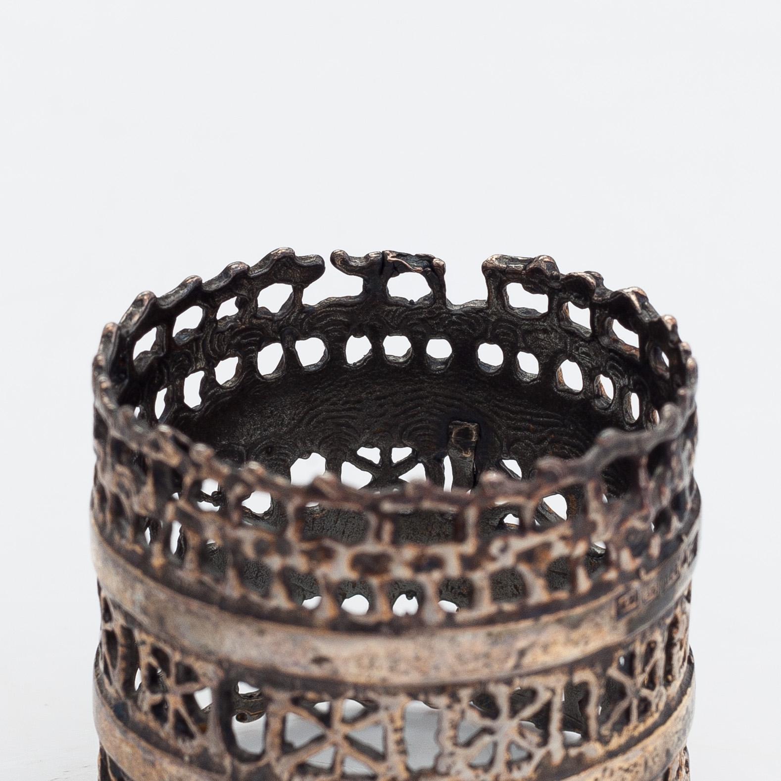 Pentti Sarpaneva, servettringar, 12 st, silver, "Pitsi" (spets), Turun Hopea, Åbo 1982.