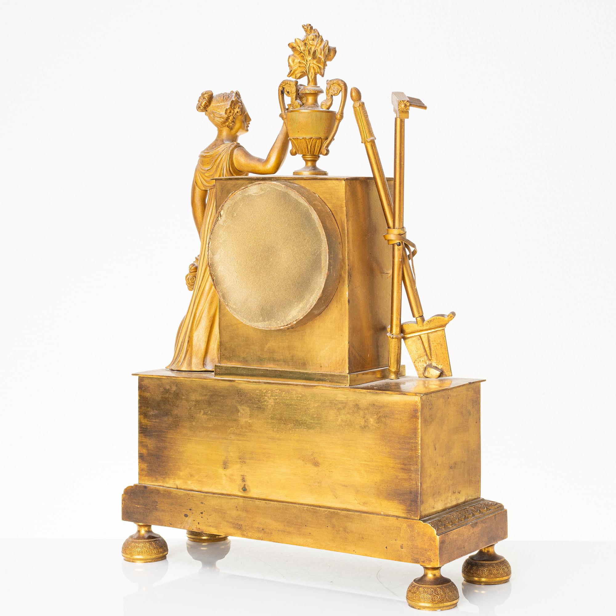 An Empire table pendulum clock, first half of the 19th century.