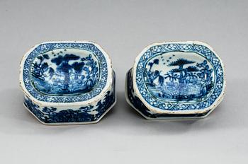 A pair of blue and white salts, Qing dynasty, Qianlong (1736-95).