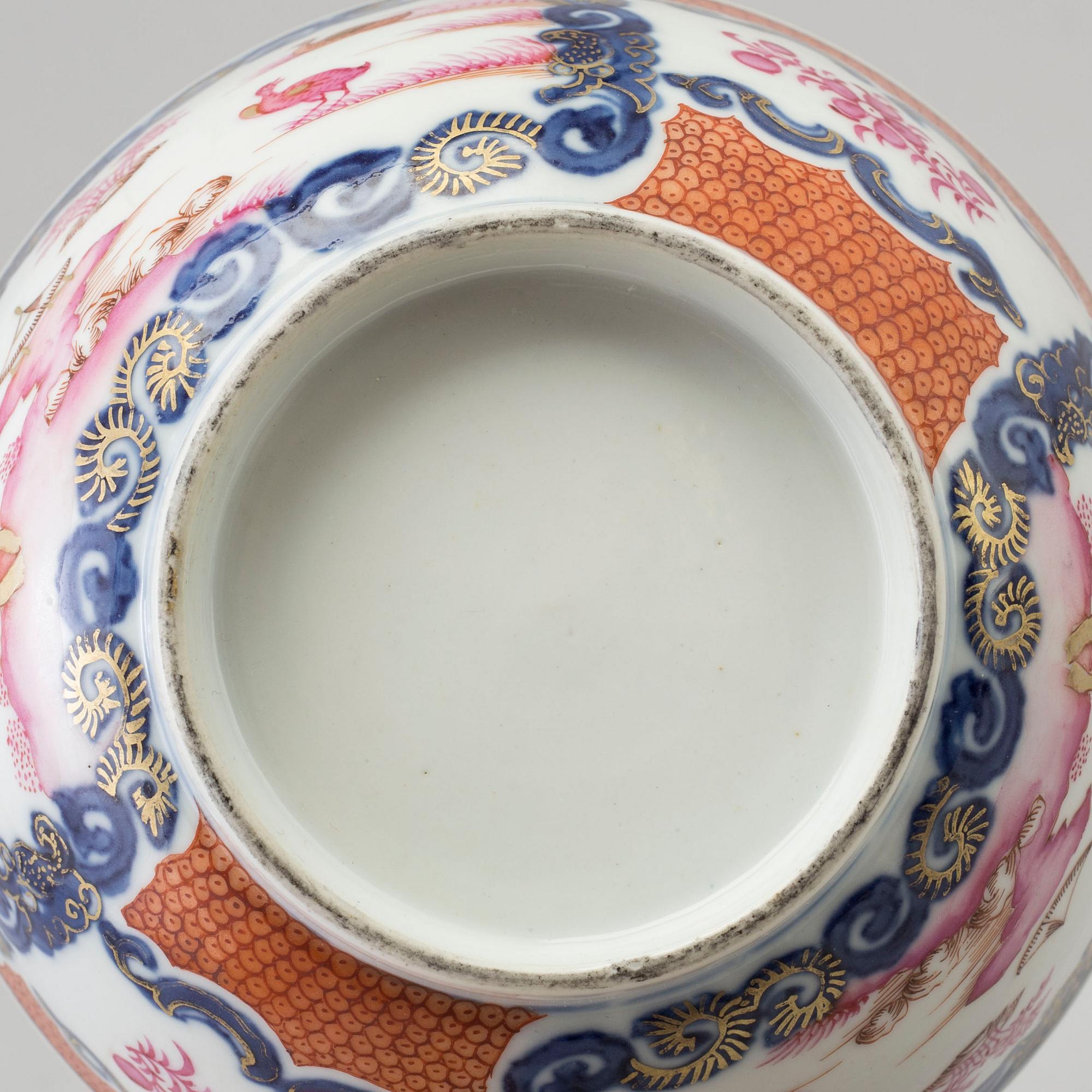 SKÅL, porslin, Kina, Qingdynastin, Qianlong (1736-95).