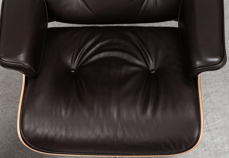 CHARLES & RAY EAMES, a Lounge Chair and Ottoman, Vitra, 2010's.