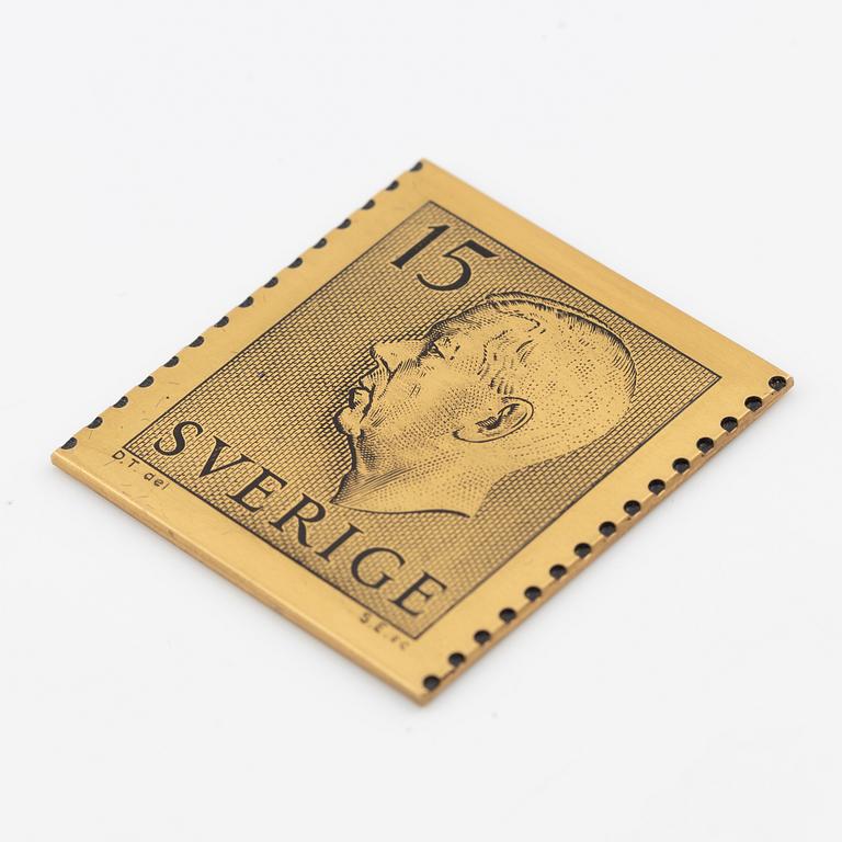 Plaque, 18K gold, numbered 372/1000, 1975, weight approx. 27 g.